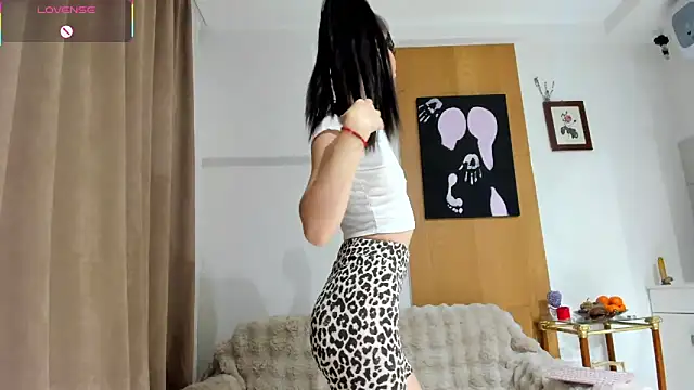 dark summer online show from 12-18-25, 02:43