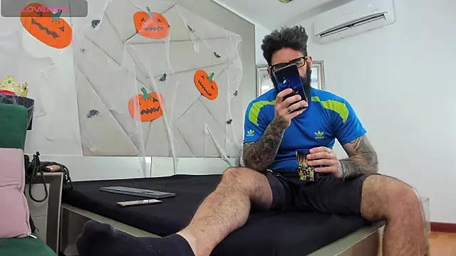 Harald Smed online show from 10-31-25, 12:57