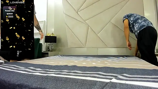 Harald Smed online show from 10-10-25, 01:12