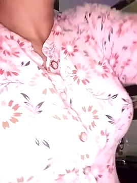 Hot-Pooja25 online show from 03-13-26, 06:24