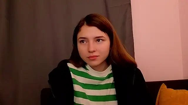 Snapshot of KeikoWideman chatting on 10-18-25, 10:56 KeikoWideman online show from 10-18-25, 10:56