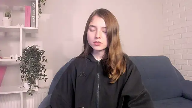 Snapshot of KeikoWideman chatting on 09-23-25, 06:26 KeikoWideman online show from 09-23-25, 06:26