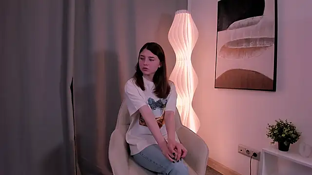 Snapshot of KeikoWideman chatting on 09-10-25, 08:24 KeikoWideman online show from 09-10-25, 08:24