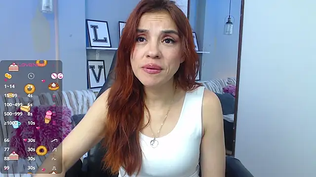 KendallWood  online show from 04-11-26, 10:57