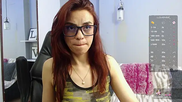 Snapshot of KendallWood_ chatting on 02-24-26, 10:16 KendallWood online show from 02-24-26, 10:16