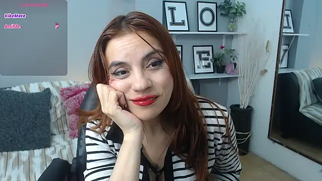Snapshot of KendallWood_ chatting on 05-24-26, 04:34 KendallWood online show from 05-24-26, 04:34