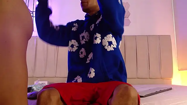 hot people1 online show from 03-31-26, 01:35