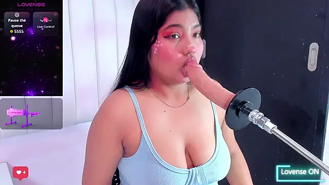 mysticlatina1 online show from 11-01-25, 12:21