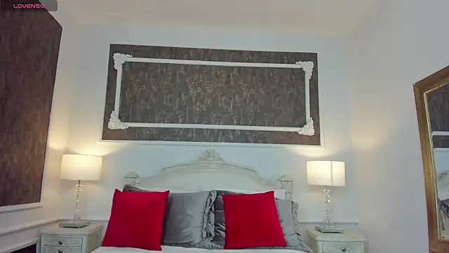 SharonBonet online show from 10-16-25, 11:18