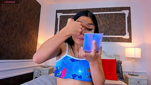 SharonBonet online show from 10-12-25, 01:34