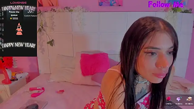 Snapshot of Emajhonsson1 chatting on 10-20-25, 07:36 Emajhonsson1 online show from 10-20-25, 07:36