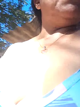 Lucerito-Hot online show from 10-24-25, 01:10