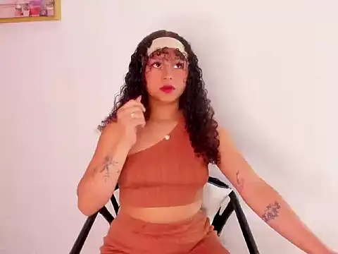 Sofiapassionne online show from 11-12-25, 01:04