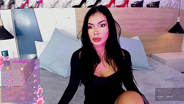 Snapshot of veronikali chatting on 07-15-26, 07:10 veronikali online show from 07-15-26, 07:10