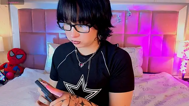 RobinBennett online show from 04-15-26, 12:53