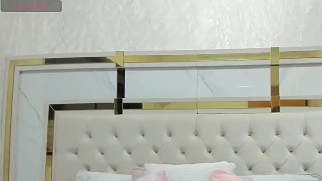 Cameron Hearts online show from 12-20-25, 11:57