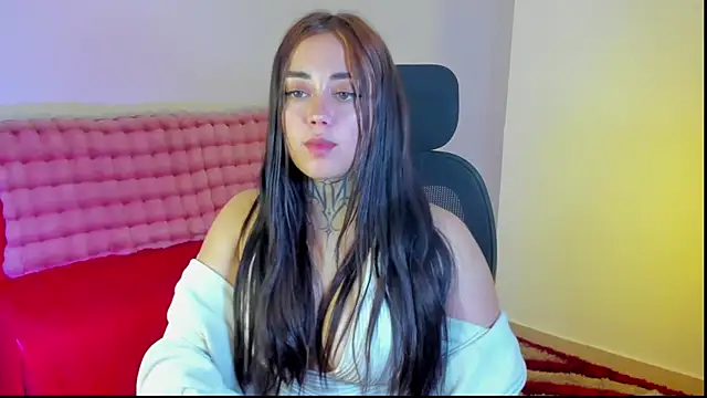 SofiaBermudez online show from 11-12-25, 01:43