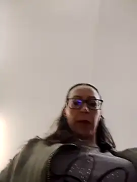 Astrid3 online show from 04-21-26, 07:53