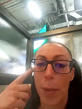 Astrid3 online show from 10-21-25, 04:50