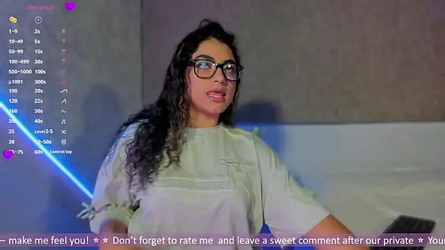 Snapshot of Salomeferreira_ chatting on 10-13-25, 05:25 Salomeferreira online show from 10-13-25, 05:25