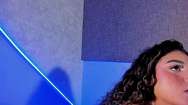 Snapshot of Salomeferreira_ chatting on 11-09-25, 05:33 Salomeferreira online show from 11-09-25, 05:33