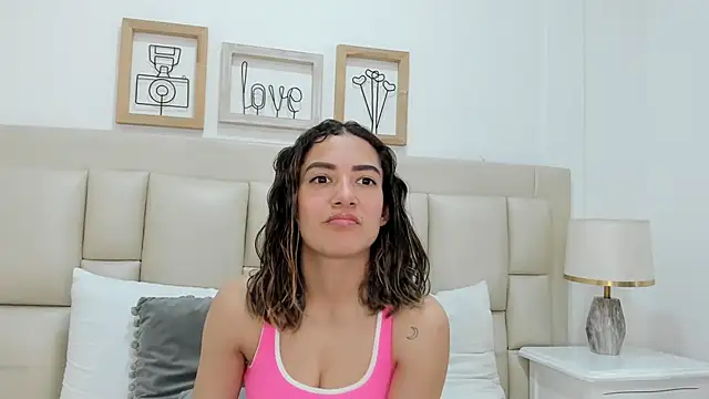 Skylerwhite02 online show from 02-28-26, 07:57