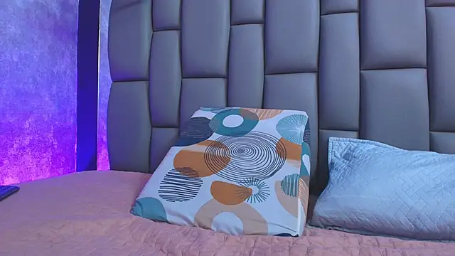 kissme luna online show from 09-19-25, 07:07