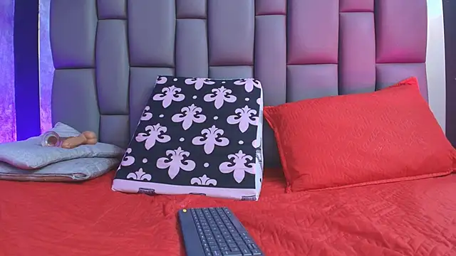 kissme luna online show from 09-12-25, 07:13