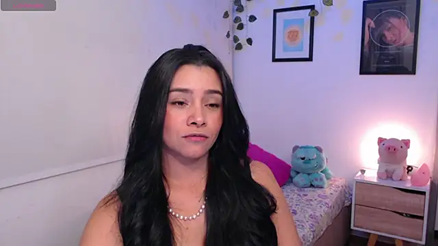 MarilynWhite  online show from 10-10-25, 12:33