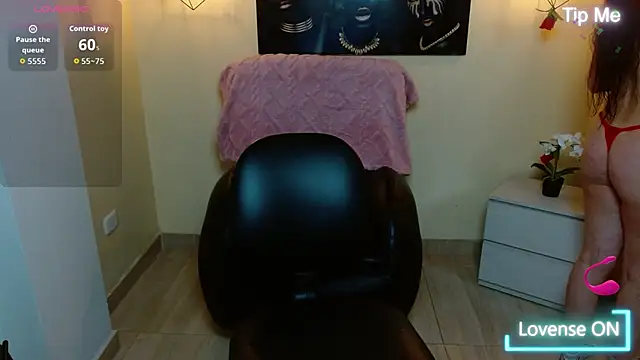 Bom BomXX online show from 01-13-26, 11:19