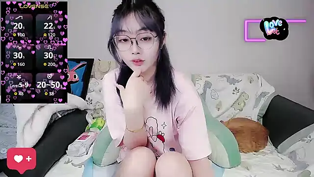 baby-yaya20 online show from 10-31-25, 12:40