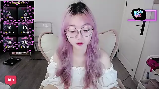 baby-yaya20 online show from 09-22-25, 05:13