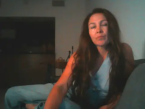 Avelinii online show from 05-27-26, 05:20