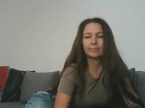 Avelinii online show from 05-26-26, 06:28