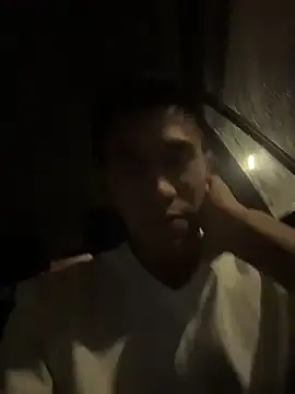 Snapshot of gooodboiii chatting on 10-27-25, 02:40 gooodboiii online show from 10-27-25, 02:40