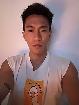 Snapshot of gooodboiii chatting on 02-03-26, 02:33 gooodboiii online show from 02-03-26, 02:33