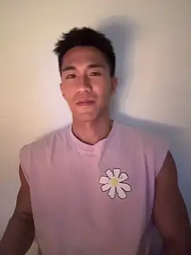 Snapshot of gooodboiii chatting on 02-14-26, 04:40 gooodboiii online show from 02-14-26, 04:40