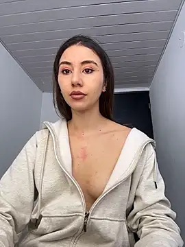 Viithoney online show from 11-14-25, 01:26