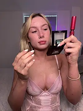 SexySaraxxoo online show from 02-03-26, 12:32