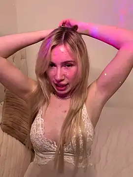 SexySaraxxoo online show from 11-11-25, 03:18