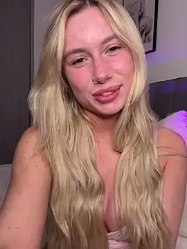 SexySaraxxoo online show from 02-03-26, 12:21