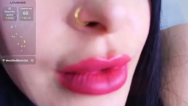 elinne hendrix  online show from 03-09-26, 08:56