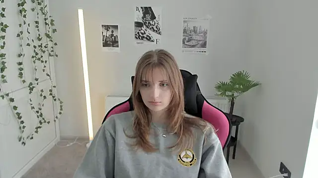 NeyliDream online show from 04-27-26, 12:14