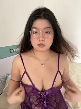 xxwang20 online show from 09-11-25, 04:23