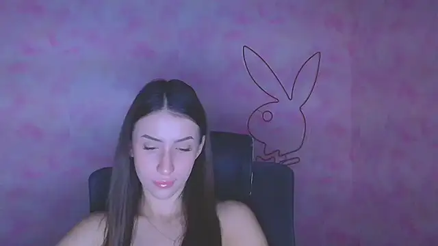 Snapshot of AlisaBubbles chatting on 09-25-25, 05:24 AlisaBubbles online show from 09-25-25, 05:24