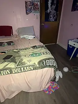 shortywidaphatty online show from 12-21-25, 01:46