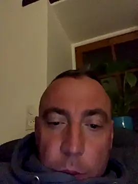 Snapshot of Marronglace1 chatting on 10-16-25, 05:49 Marronglace1 online show from 10-16-25, 05:49