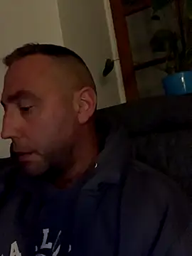 Snapshot of Marronglace1 chatting on 10-15-25, 06:00 Marronglace1 online show from 10-15-25, 06:00