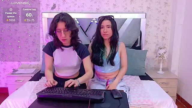 jupiterysaturno online show from 09-17-25, 04:09