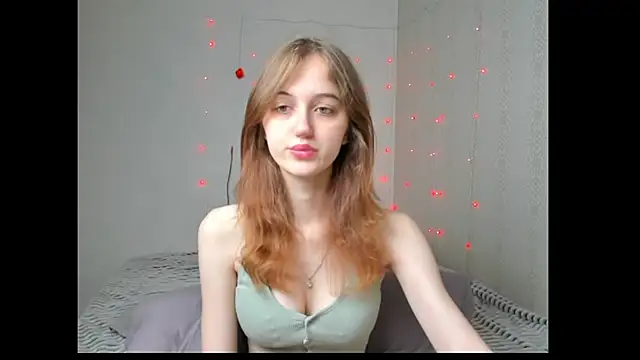 Snapshot of dreamy_pollyyy chatting on 05-22-26, 04:32 dreamy pollyyy online show from 05-22-26, 04:32